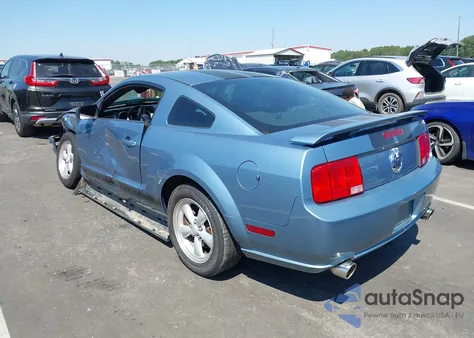 2008 Ford Mustang Gt Deluxe/Gt Premium z USA, uszkodzony, nr VIN 1ZVHT82H985151877